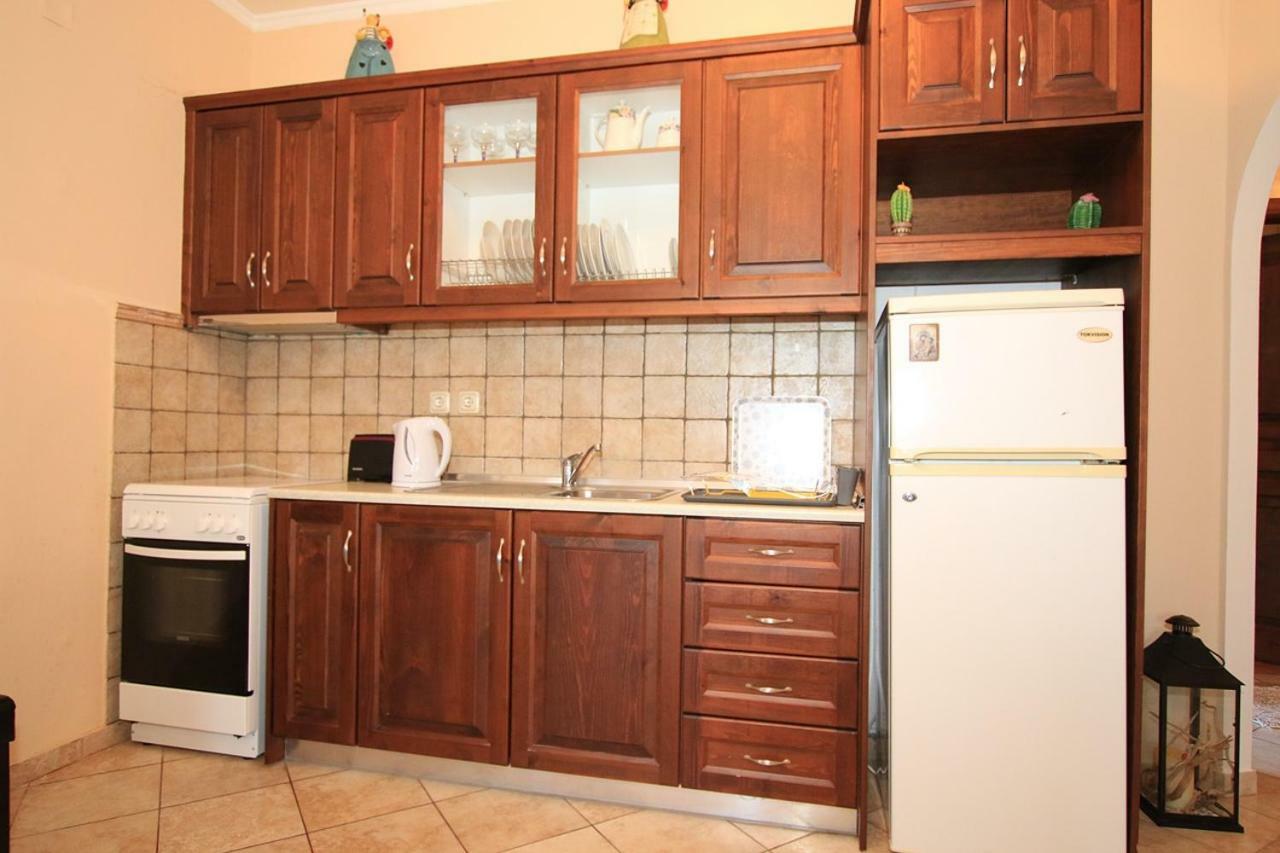 Alex Studios & Apartments أريلاز المظهر الخارجي الصورة